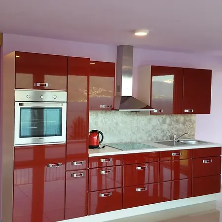 Pensionat Venus Garden 3*